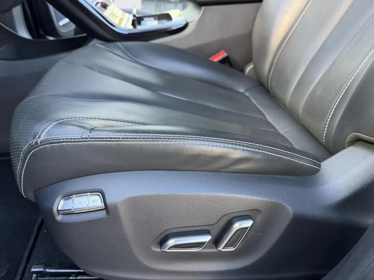Luxury 70 kWh 2022 Top staat Btw 1e eig 32972km