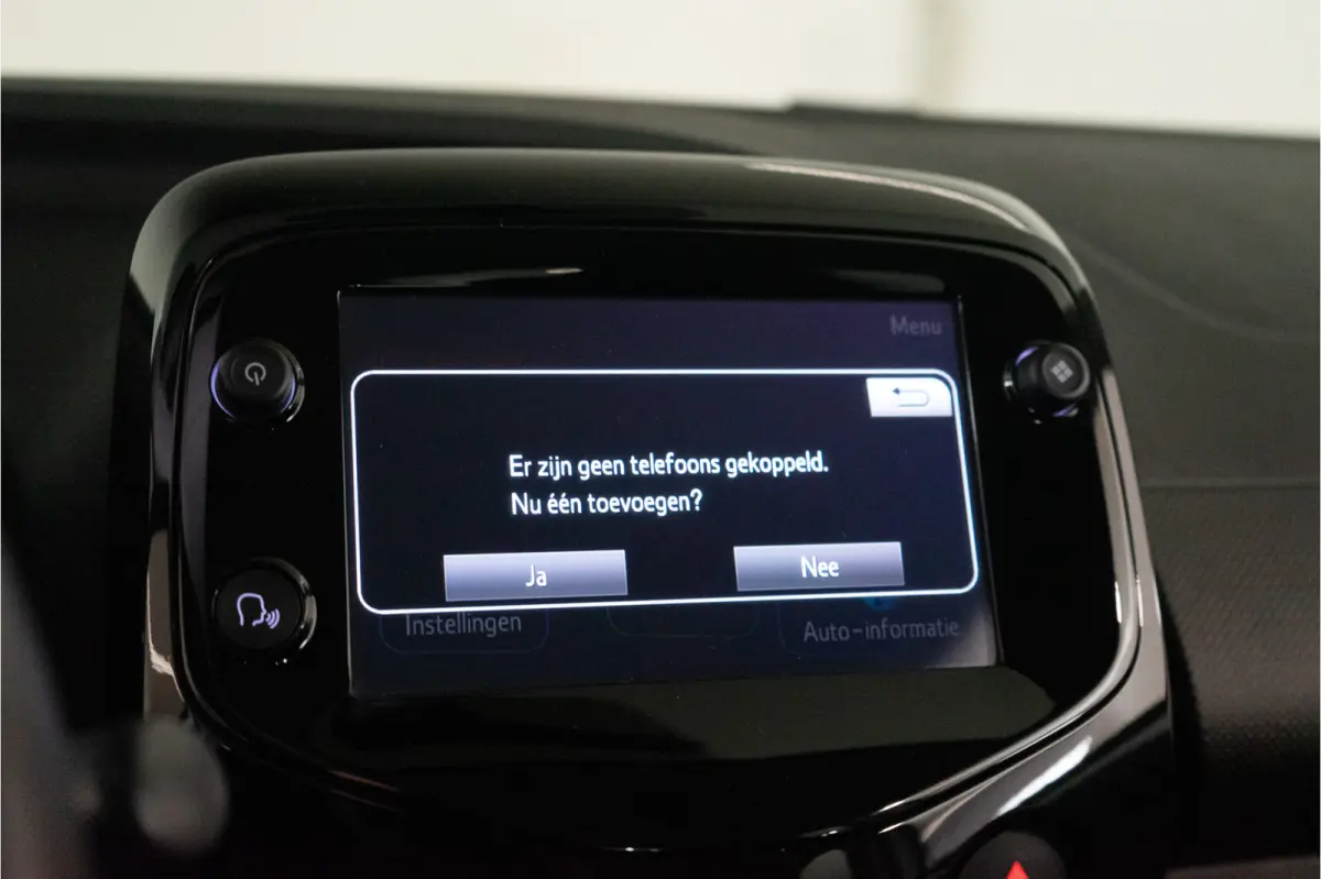 1.0 VTi Feel 73PK | Camera | DAB | Navi | Autom. Airco | Elektr. Ramen | Garantie