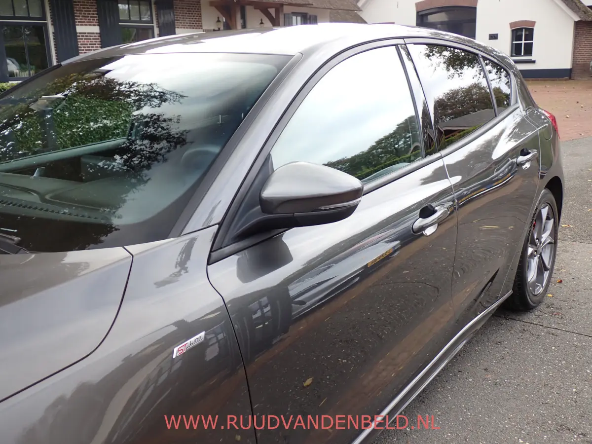 1.0 EcoBoost Hybrid ST Line X CARPLAY/CAMERA/DAB/KEYLESS/LED ST-LINE