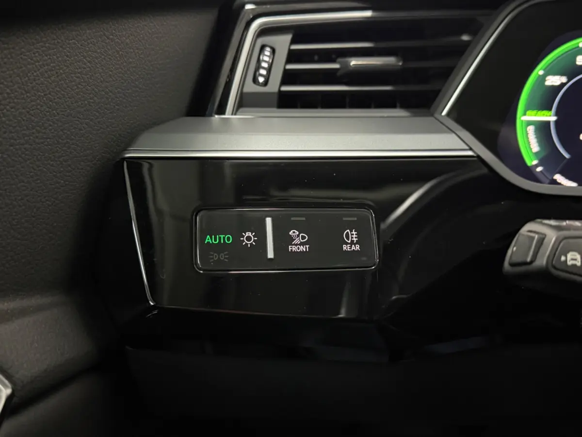 55 quattro Business edition Plus 95 kWh|PANO|MEMORY|NAP|INRUIL MOGELIJK|