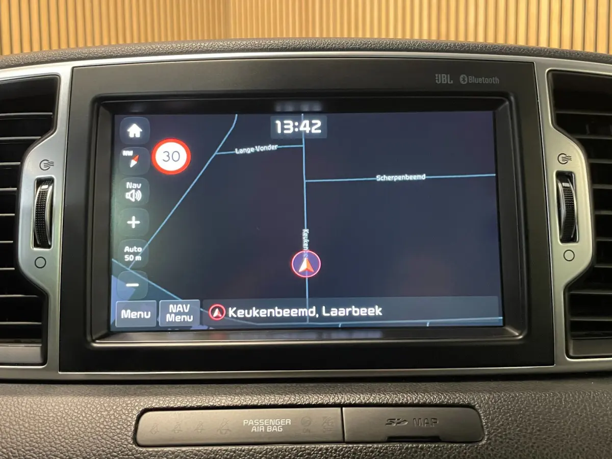 1.6 GDI|TREKHAAK|VOLLEDER|JBL AUDIO|ELEKTRISCHE STOELEN|STUUR+STOELVERW. V+A|CARPLAY|CAMERA|CLIMA+CRUISE|1e EIGENAAR|