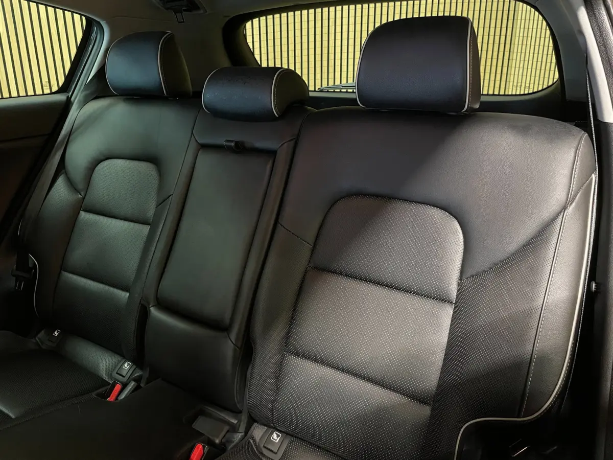 1.6 GDI|TREKHAAK|VOLLEDER|JBL AUDIO|ELEKTRISCHE STOELEN|STUUR+STOELVERW. V+A|CARPLAY|CAMERA|CLIMA+CRUISE|1e EIGENAAR|