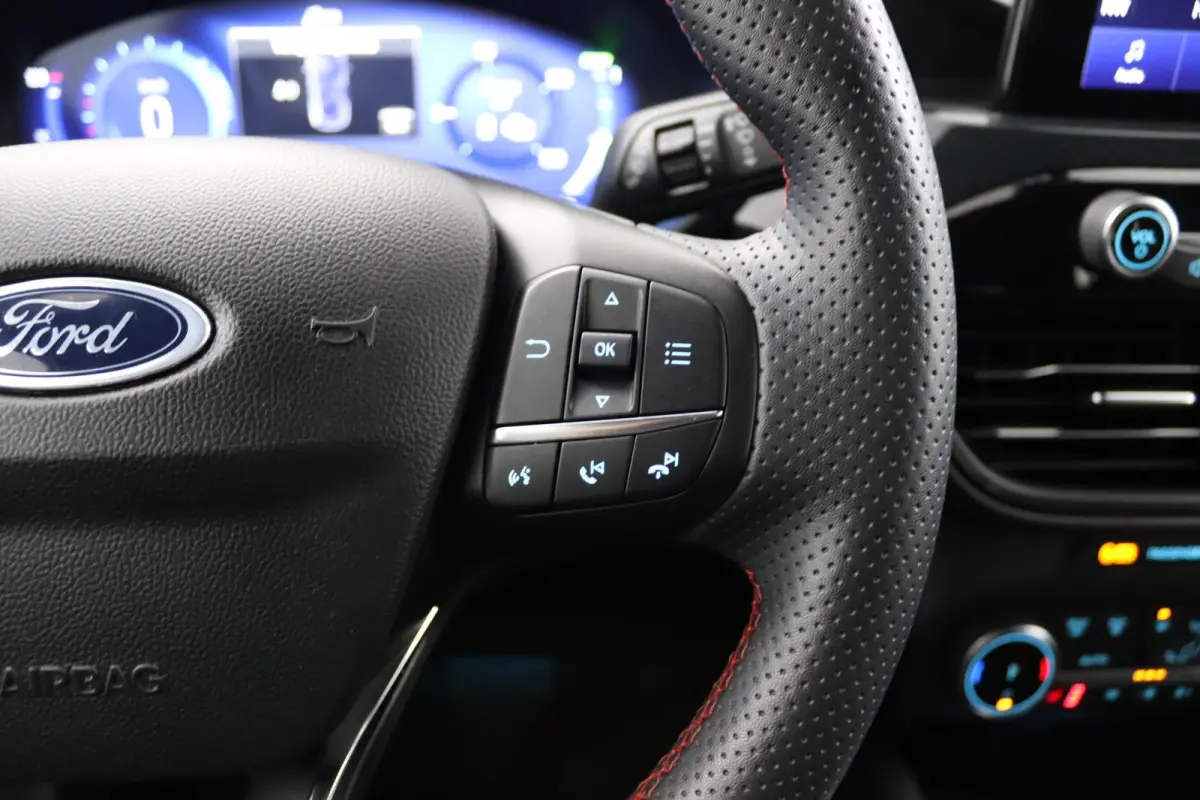 2.5 PHEV ST-Line | Trekhaak | SoH 94% | Camera | Winterpack | Navigatie | CarPlay/Android Auto | Keyless | Cruise Control