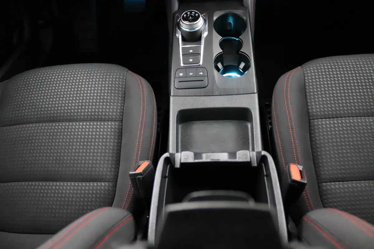 2.5 PHEV ST-Line | Trekhaak | SoH 94% | Camera | Winterpack | Navigatie | CarPlay/Android Auto | Keyless | Cruise Control