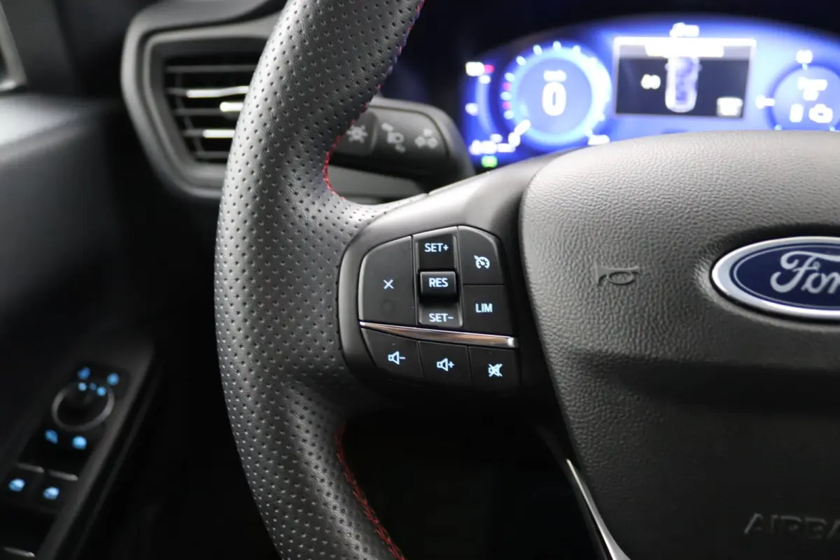2.5 PHEV ST-Line | Trekhaak | SoH 94% | Camera | Winterpack | Navigatie | CarPlay/Android Auto | Keyless | Cruise Control