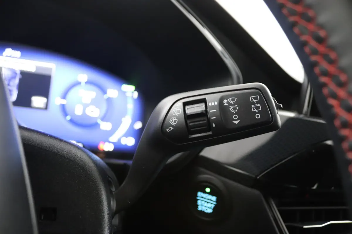 2.5 PHEV ST-Line | Trekhaak | SoH 94% | Camera | Winterpack | Navigatie | CarPlay/Android Auto | Keyless | Cruise Control