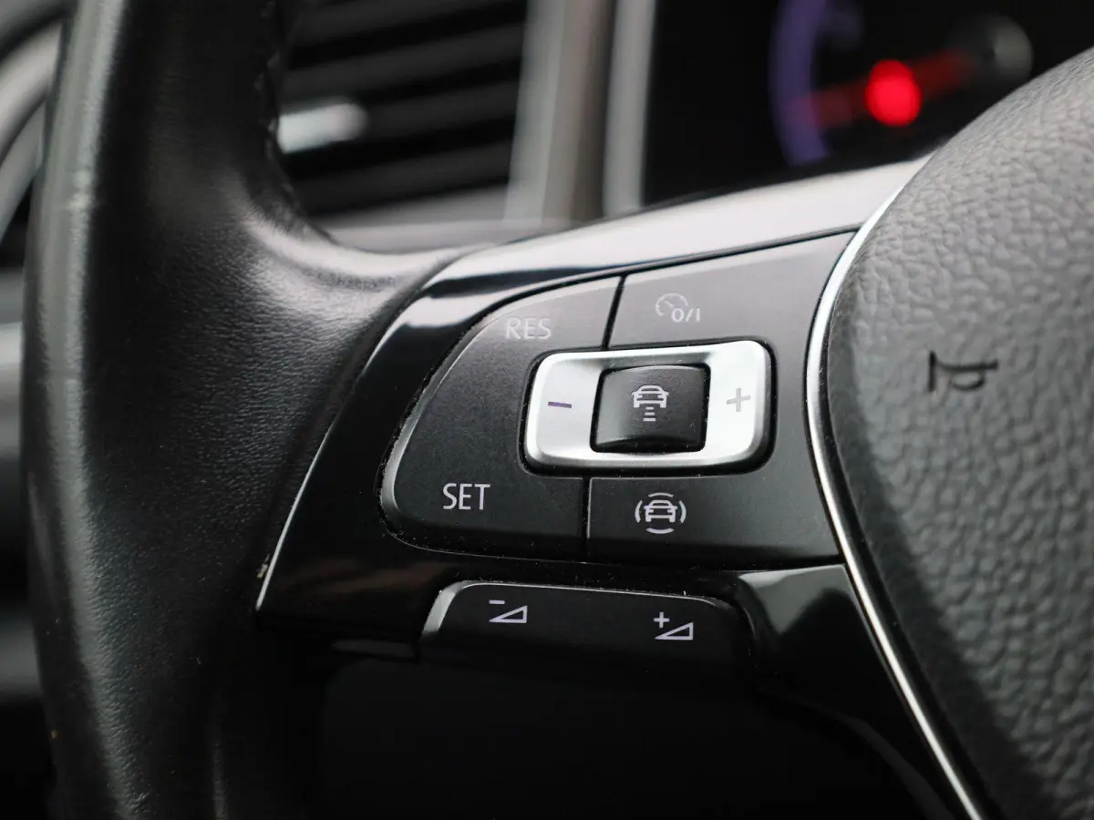 1.0 TSI Style | Origineel Nederlands | Carplay | Parkeersensoren | Navigatie | Adaptieve cruise control |