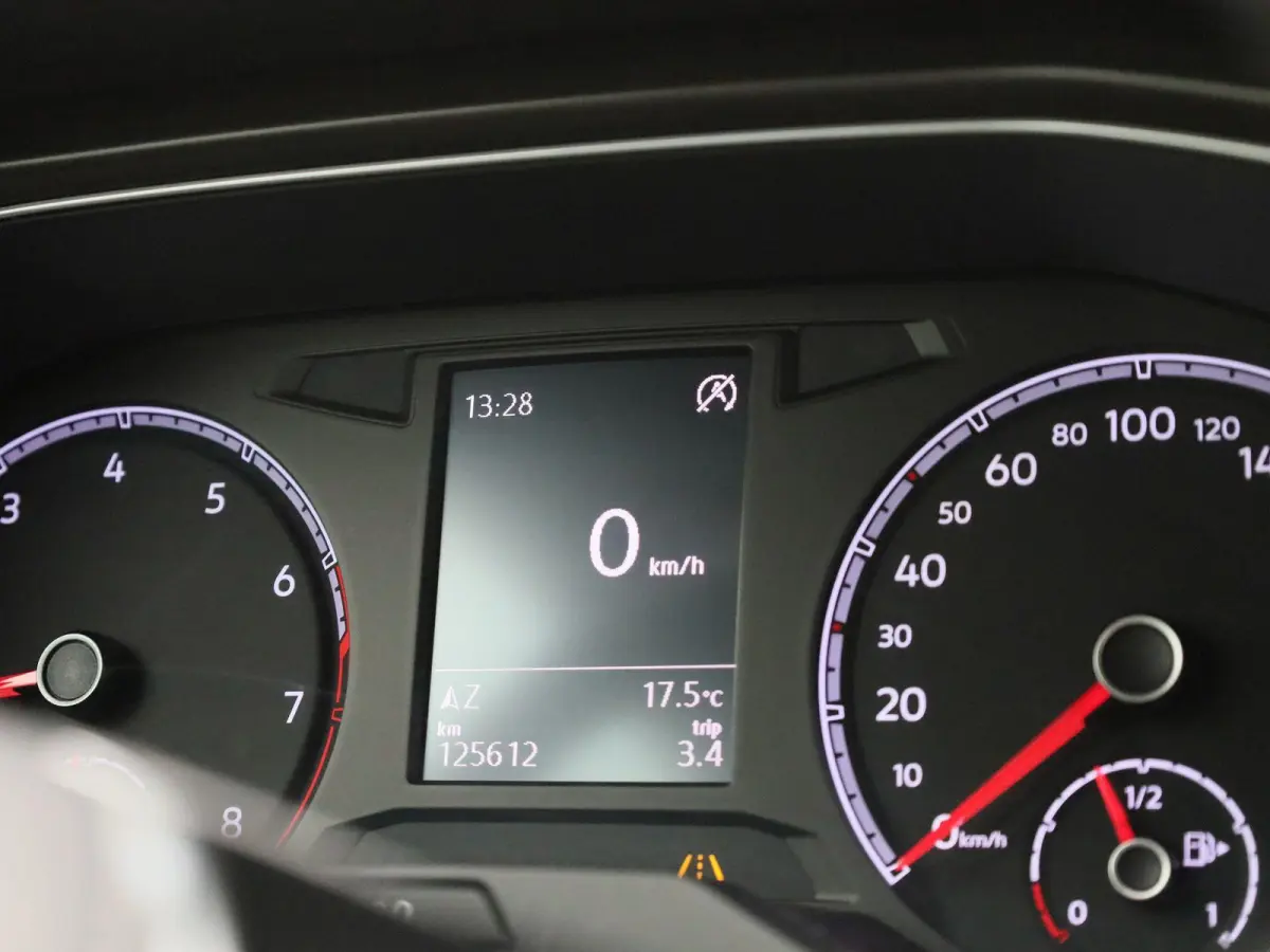 1.0 TSI Style | Origineel Nederlands | Carplay | Parkeersensoren | Navigatie | Adaptieve cruise control |