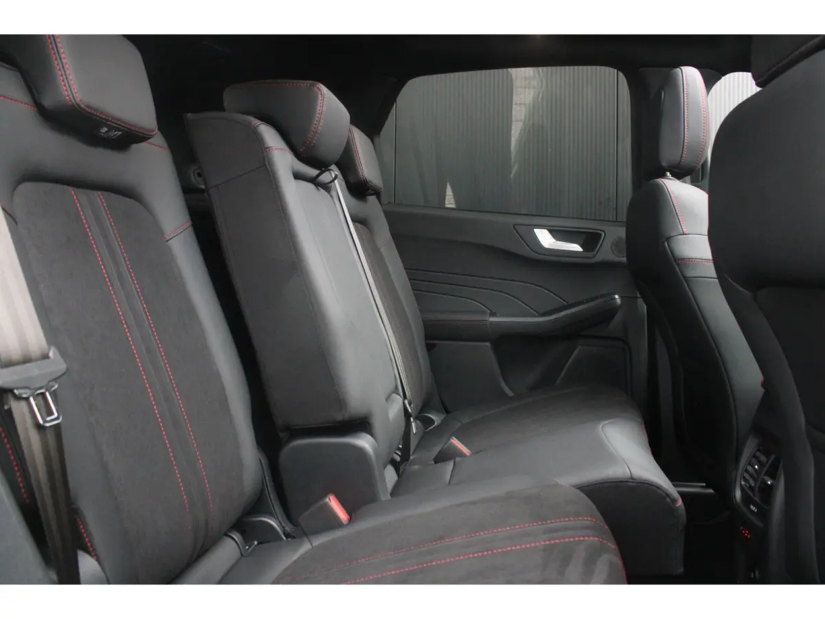 2.5 PHEV ST-Line X | Black-Pack | Trekhaak | Panoramadak | Matrix LED