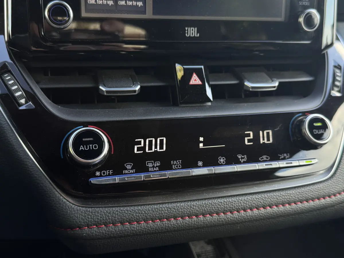 2.0 Hybrid 184 pk Executive Two-Tone, Dealeronderh, JBL