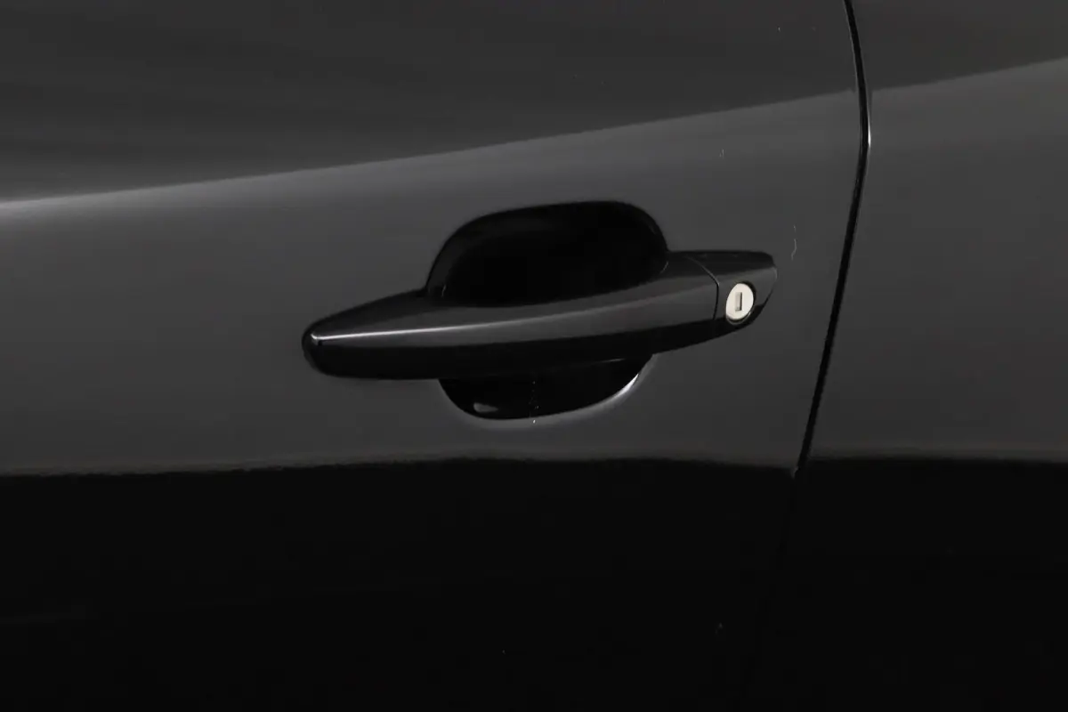1.2 PureTech Allure*ECC*CAMERA*CRUISE*NAVI*LED*