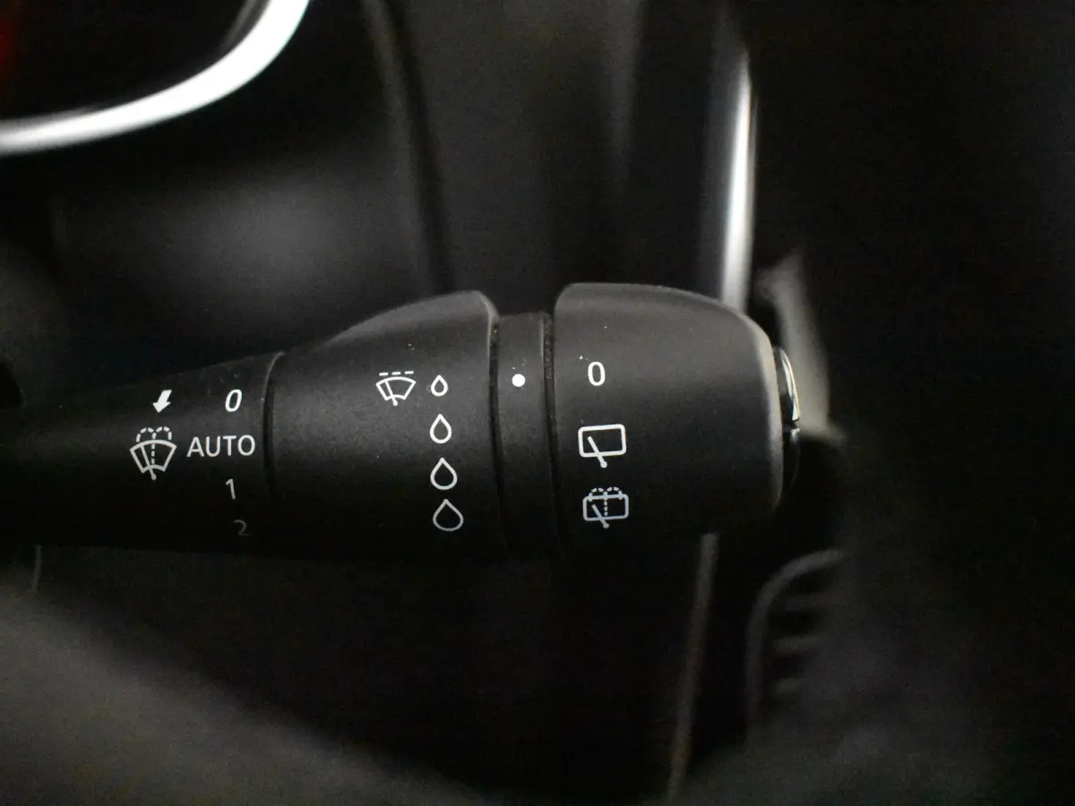 1.2 TCe Intens | Climate control | Cruise control | DAB | Navi | Keyless entry/start | 16"LMV