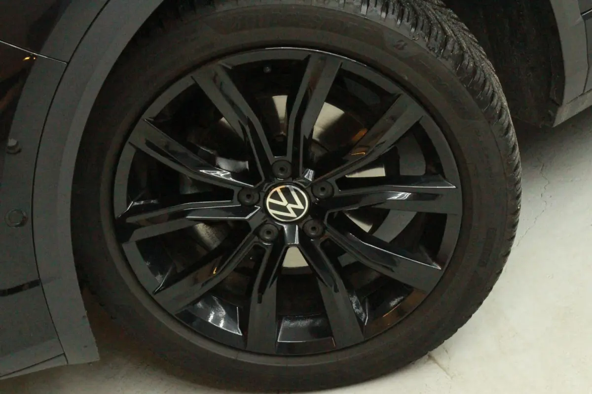 1.0 TSI R-Line |NAP |Keyless |Camera |LED
