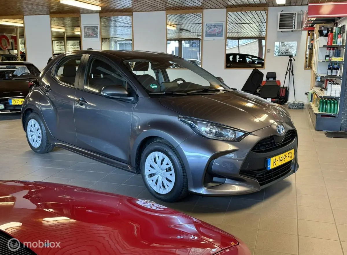 1.5 Hybrid Active, carplay, Trekhaak