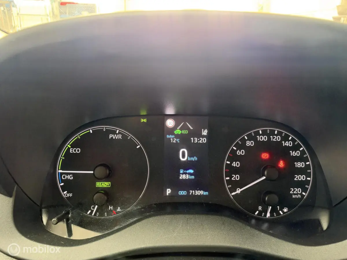 1.5 Hybrid Active, carplay, Trekhaak