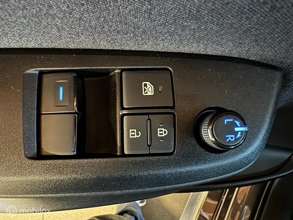 1.5 Hybrid Active, carplay, Trekhaak