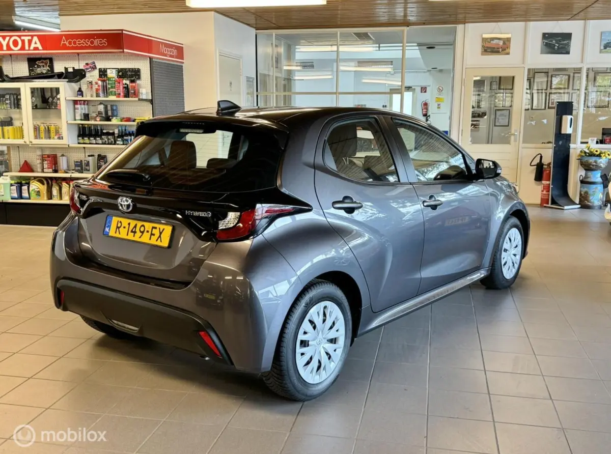 1.5 Hybrid Active, carplay, Trekhaak