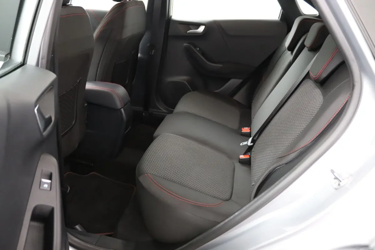 1.0 EcoBoost ST-Line | Afnmb. Trekhaak | Camera | Adaptive Cruise | BLIS | Winterpack | LED | CarPlay/Android Auto