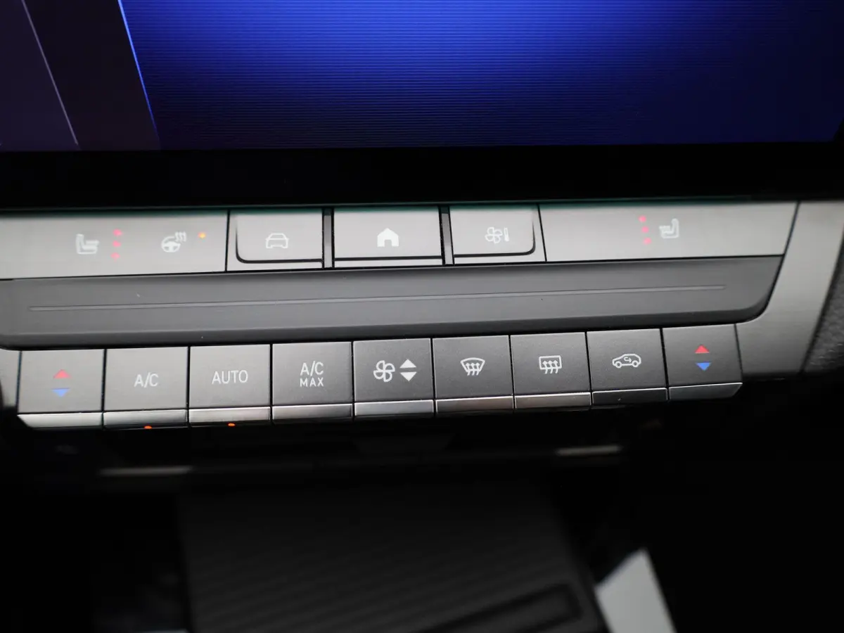 1.2 Business Elegance | Automaat | Lichtmetalen Velgen | Apple Carplay / Android Auto | Virtual Cockpit |