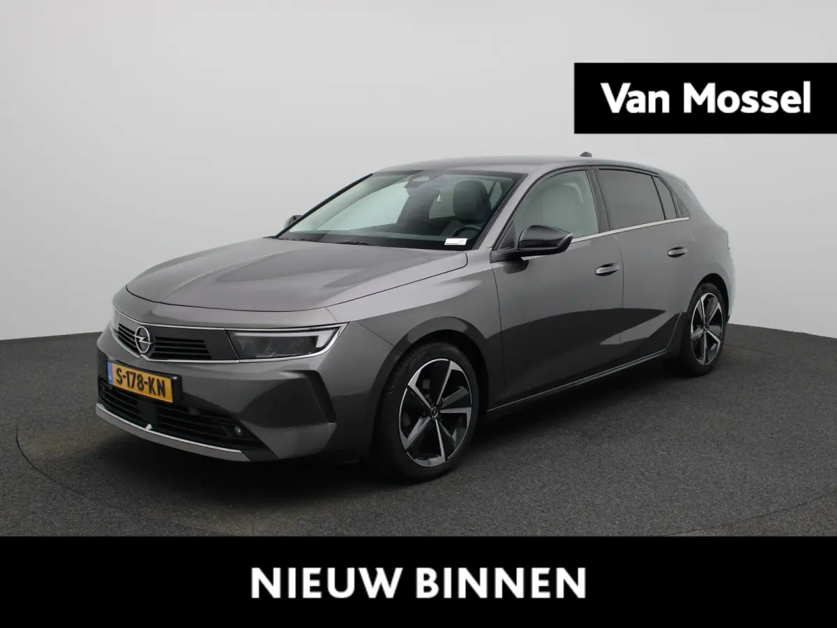 1.2 Business Elegance | Automaat | Lichtmetalen Velgen | Apple Carplay / Android Auto | Virtual Cockpit |