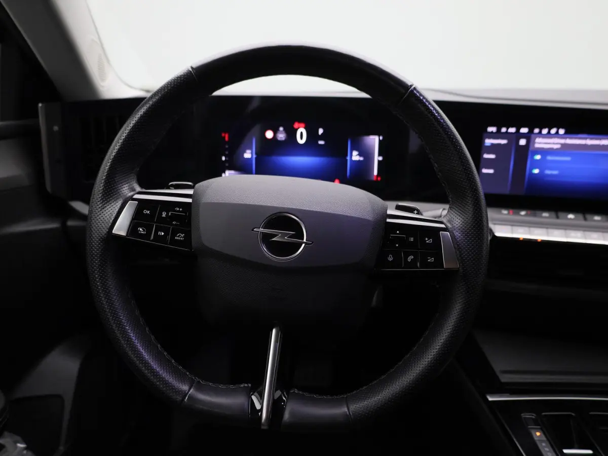 1.2 Business Elegance | Automaat | Lichtmetalen Velgen | Apple Carplay / Android Auto | Virtual Cockpit |