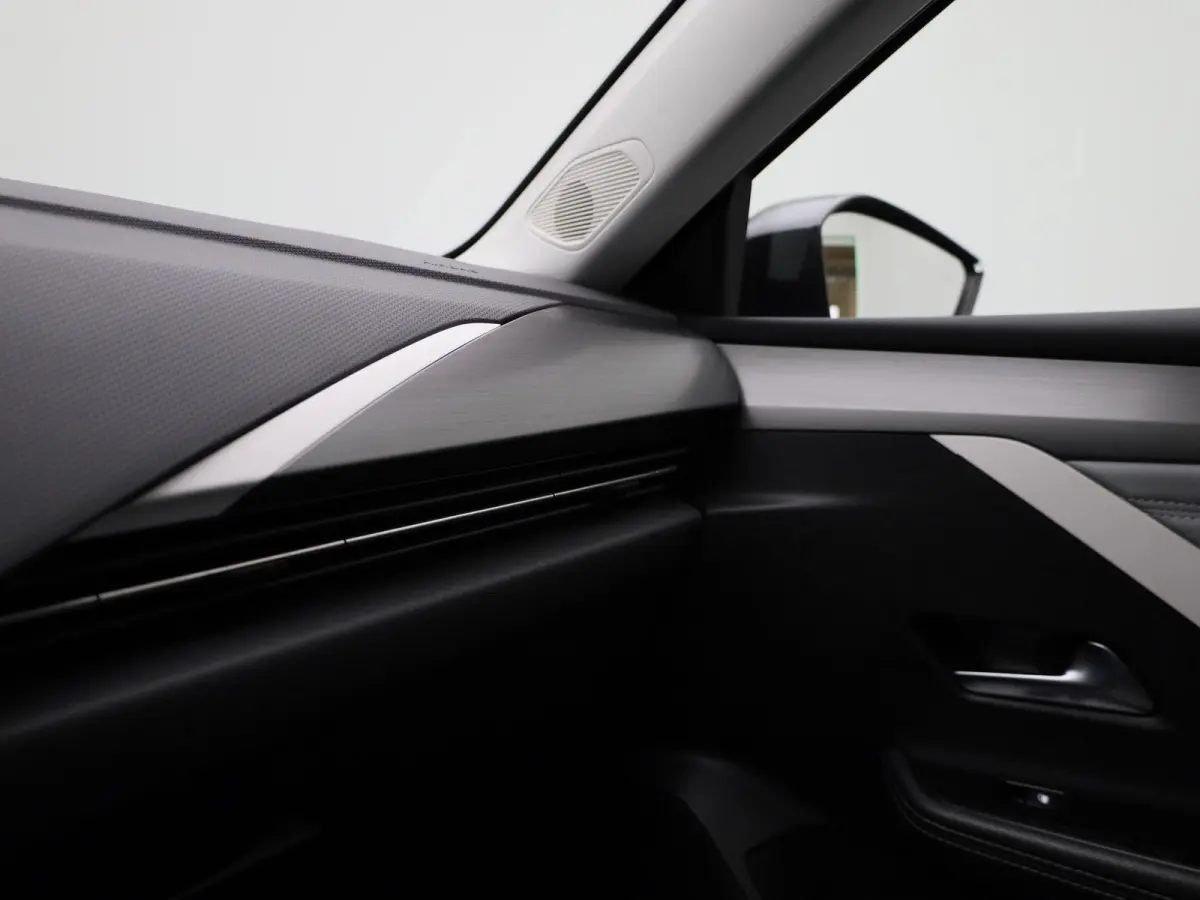 1.2 Business Elegance | Automaat | Lichtmetalen Velgen | Apple Carplay / Android Auto | Virtual Cockpit |