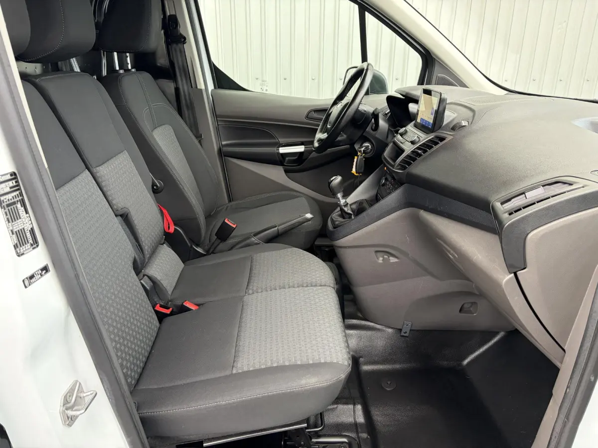 1.5 EcoBlue L2 Trend*HAAK*CAM*A/C*CRUISE*NAVI*PDC*