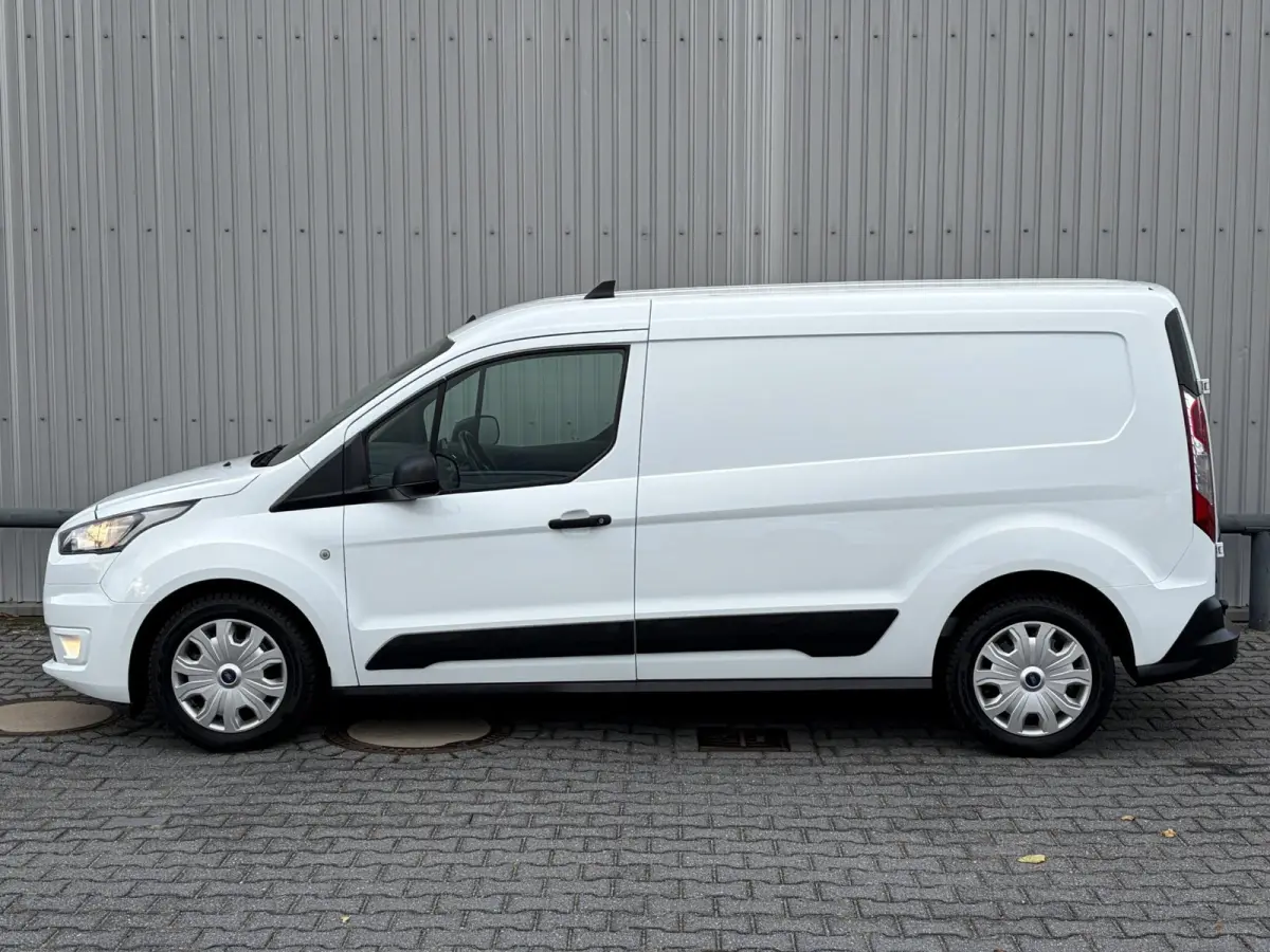 1.5 EcoBlue L2 Trend*HAAK*CAM*A/C*CRUISE*NAVI*PDC*