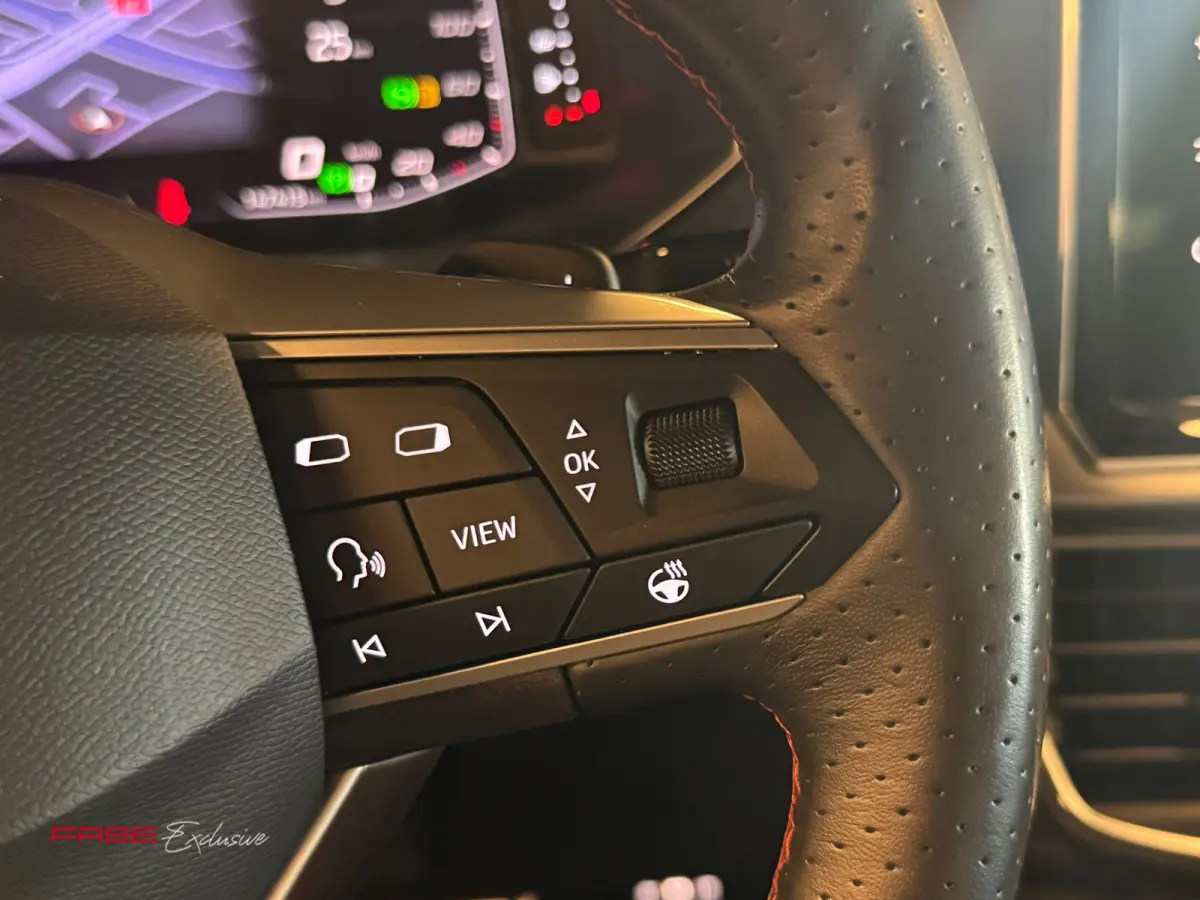 1.5 TSI FR Business Intense 7p / Memory / Pano / Stuurverwarming / Camera / Virtual / Sfeerverlichting / Trekhaak