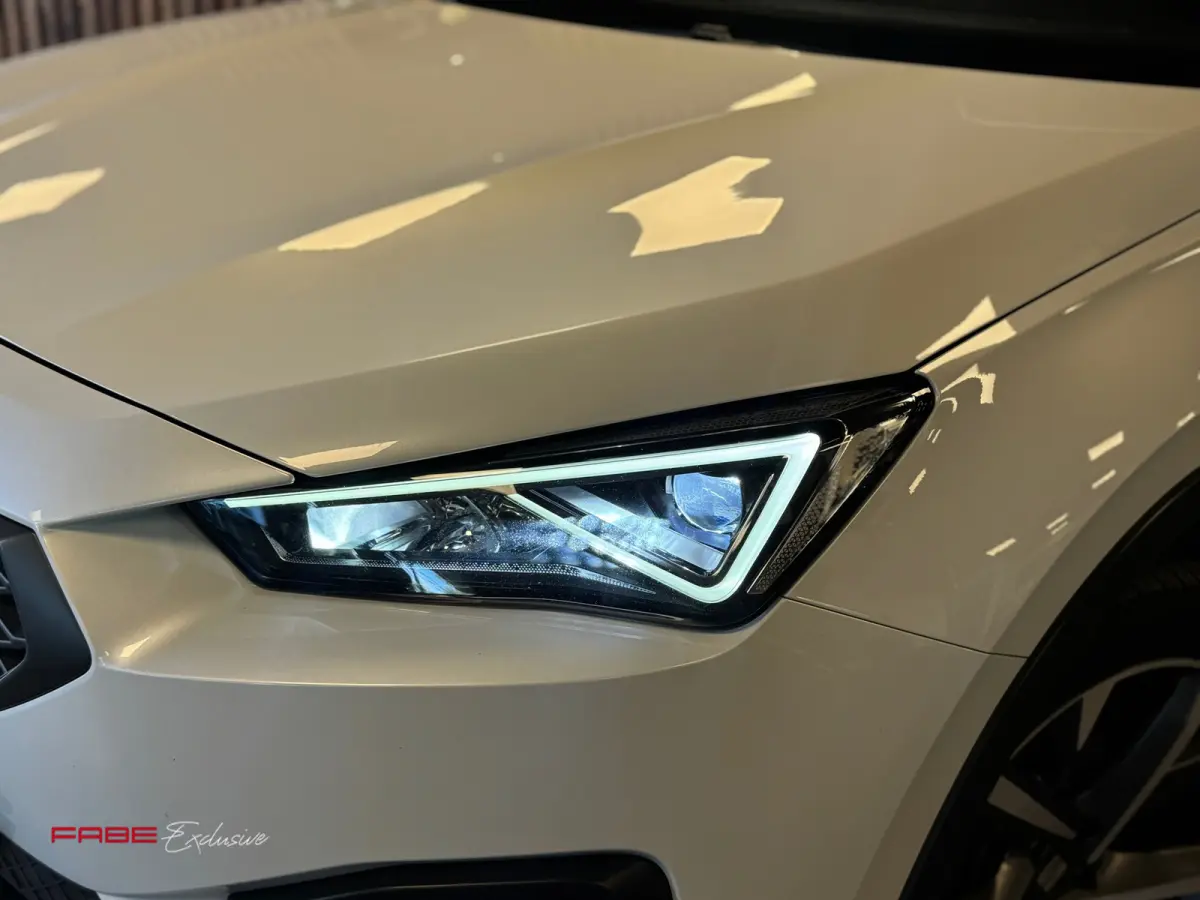 1.5 TSI FR Business Intense 7p / Memory / Pano / Stuurverwarming / Camera / Virtual / Sfeerverlichting / Trekhaak