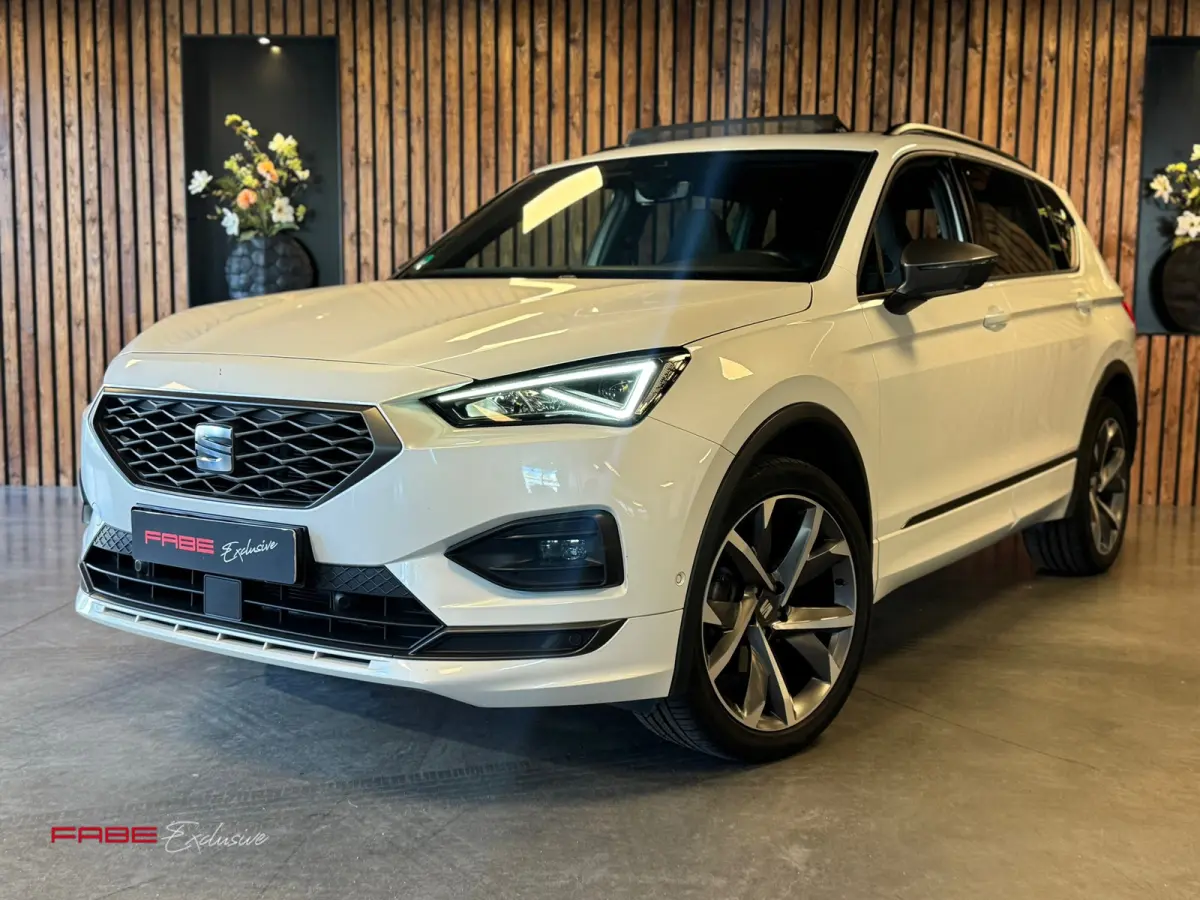 1.5 TSI FR Business Intense 7p / Memory / Pano / Stuurverwarming / Camera / Virtual / Sfeerverlichting / Trekhaak