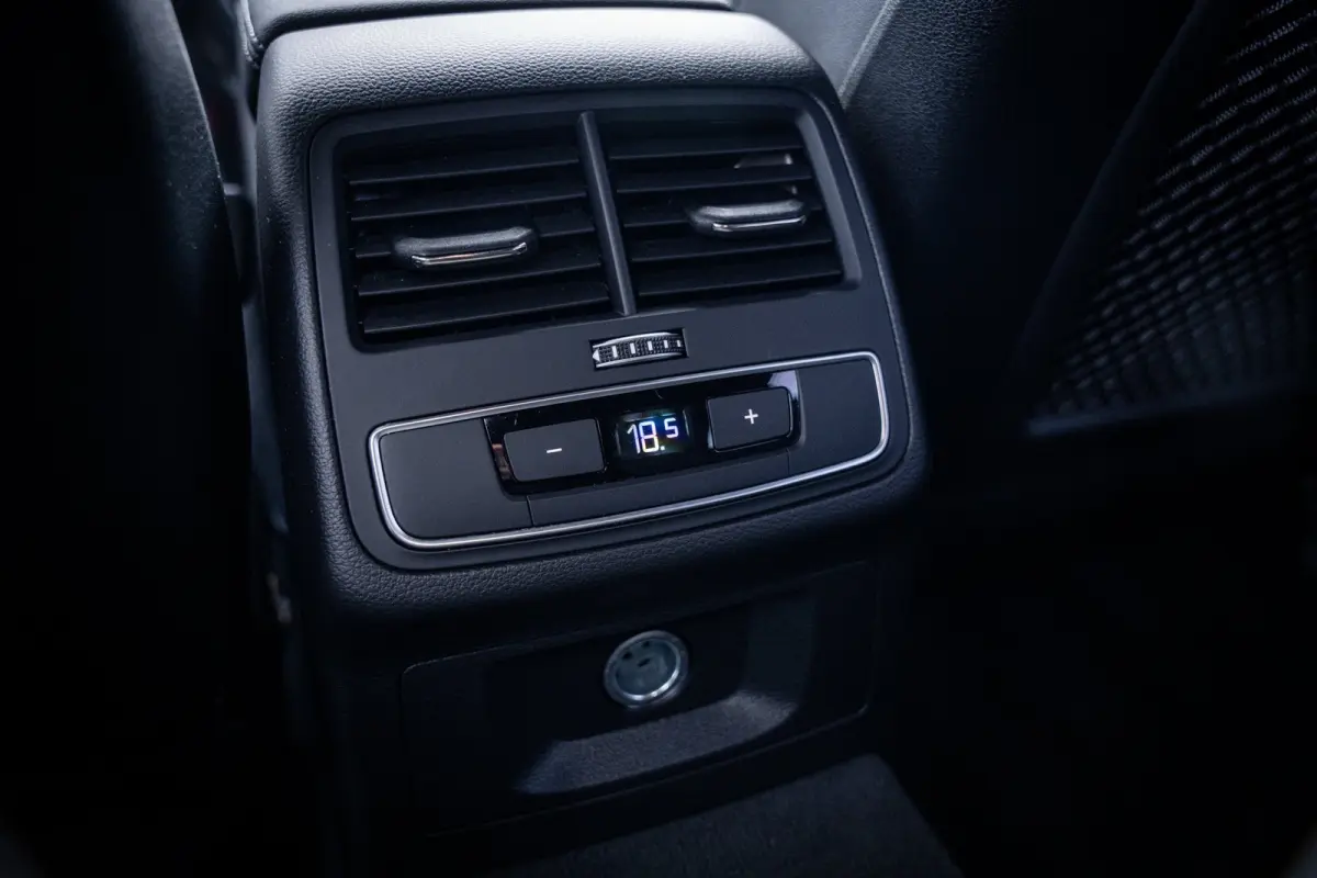 40 TFSI S edition | Cruise control adaptief met Stop&Go | S Line exterieur | Trekhaak wegklapbaar