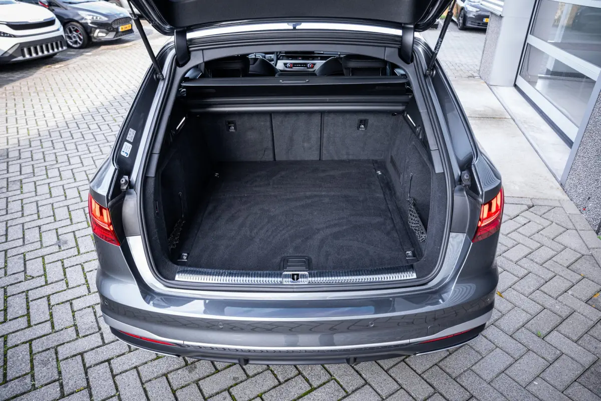 40 TFSI S edition | Cruise control adaptief met Stop&Go | S Line exterieur | Trekhaak wegklapbaar