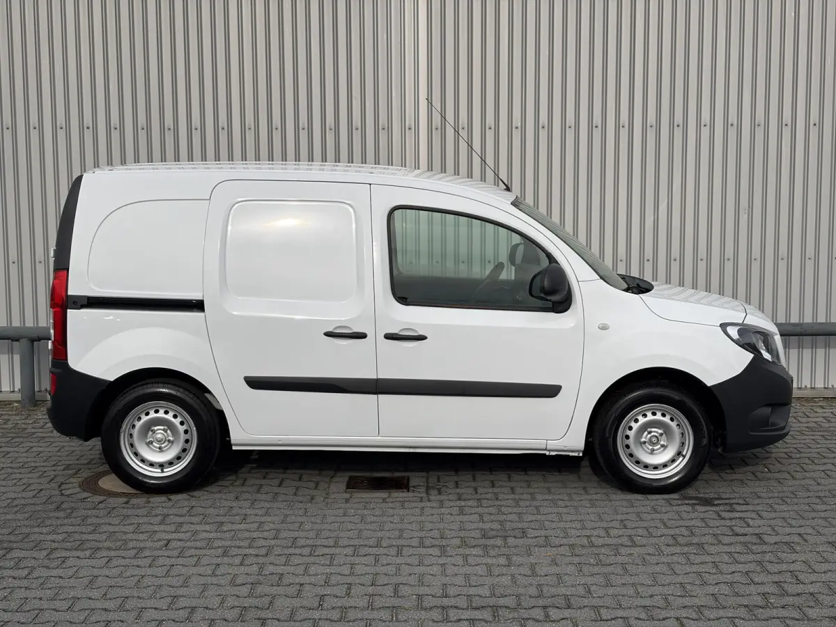 108 CDI BlueEFF*HAAK*AIRCO*SCHUIFD*ELEK. PAKKET*