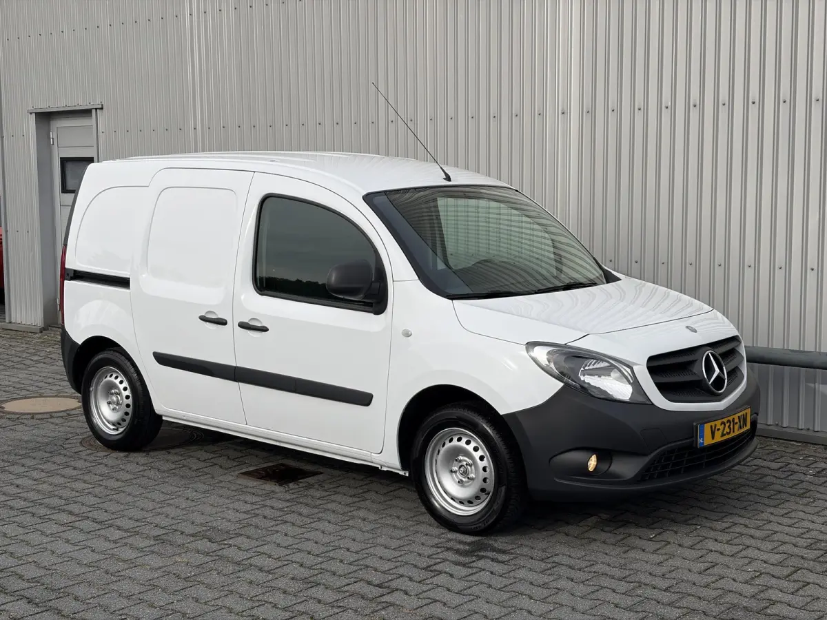 108 CDI BlueEFF*HAAK*AIRCO*SCHUIFD*ELEK. PAKKET*