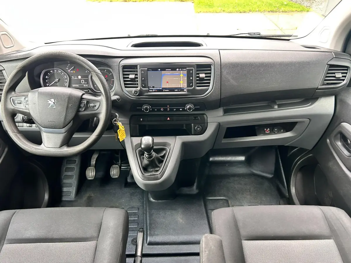 231L 2.0 BlueHDI 150 DC Premium EURO6