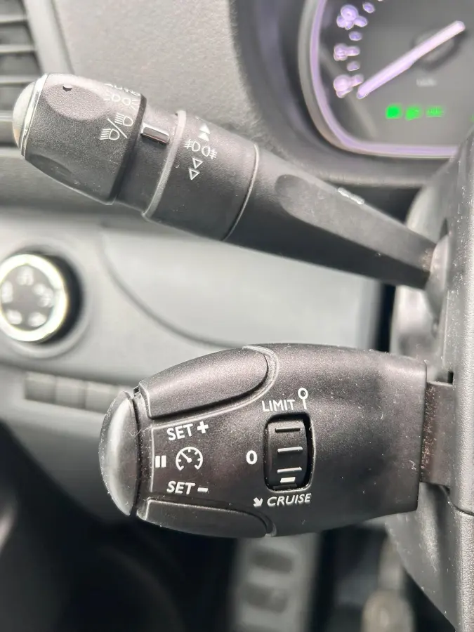 231L 2.0 BlueHDI 150 DC Premium EURO6