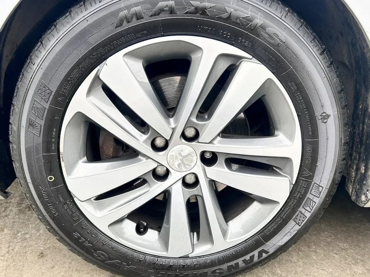 231L 2.0 BlueHDI 150 DC Premium EURO6