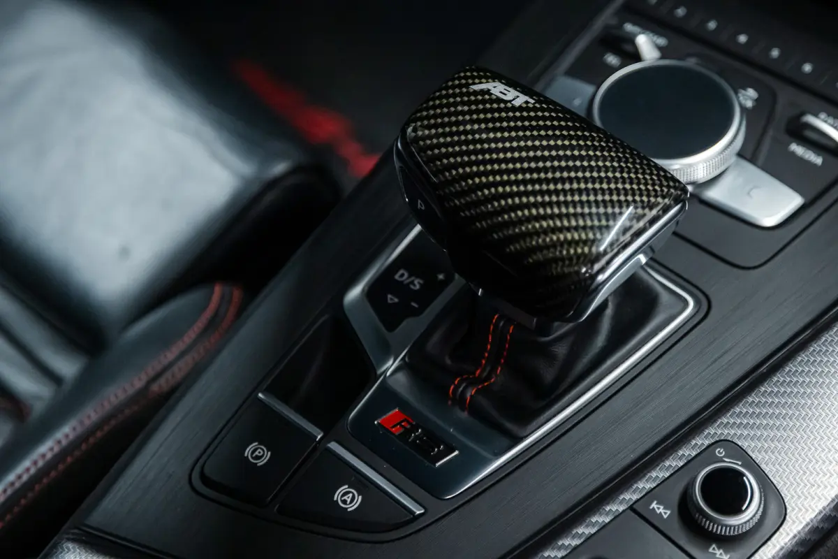R ABT 1/50 Btw auto, (€ 66.074,38 Ex B.T.W ) Carbon Exterieur + Interieur + Dak, Keramische remmen