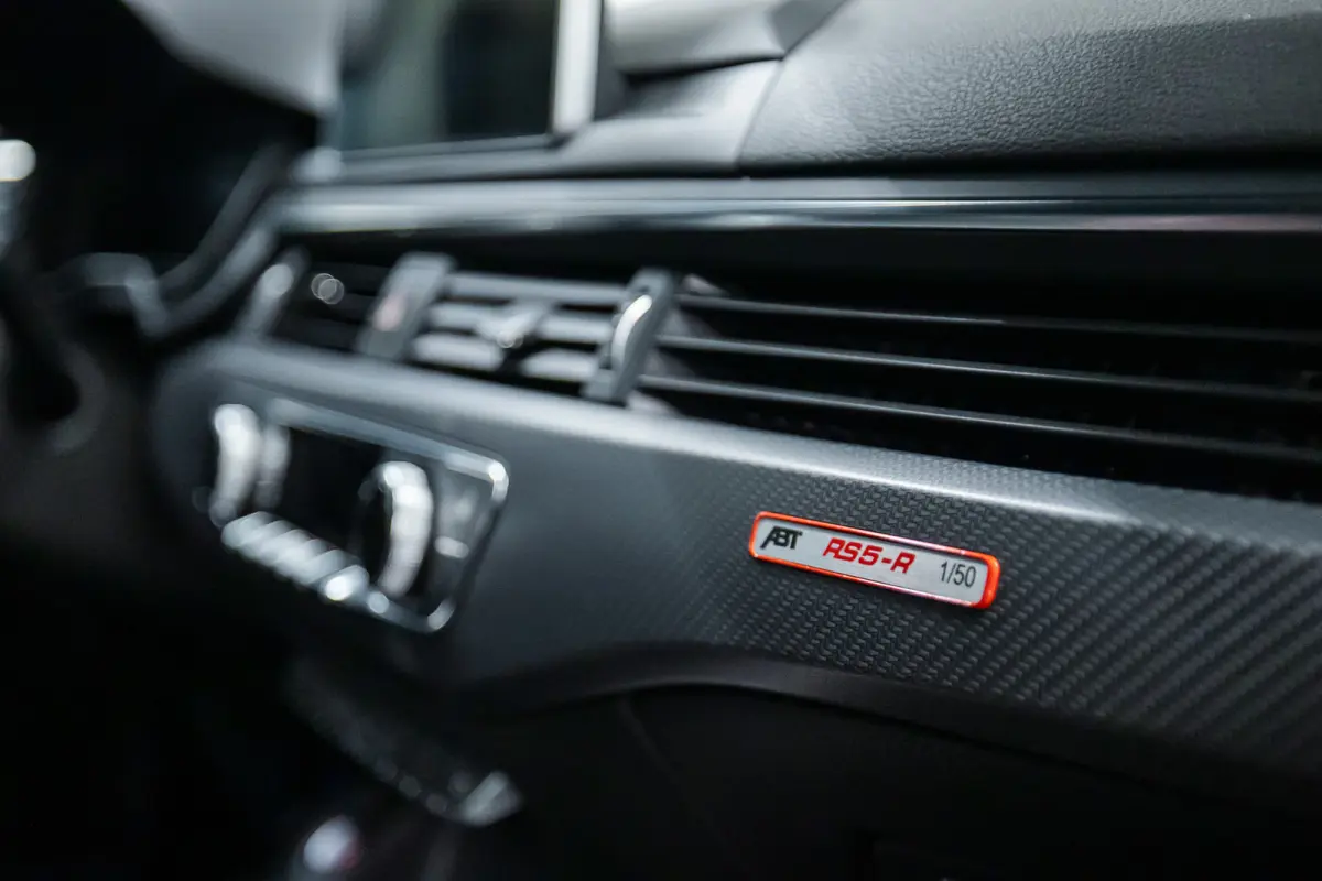 R ABT 1/50 Btw auto, (€ 66.074,38 Ex B.T.W ) Carbon Exterieur + Interieur + Dak, Keramische remmen