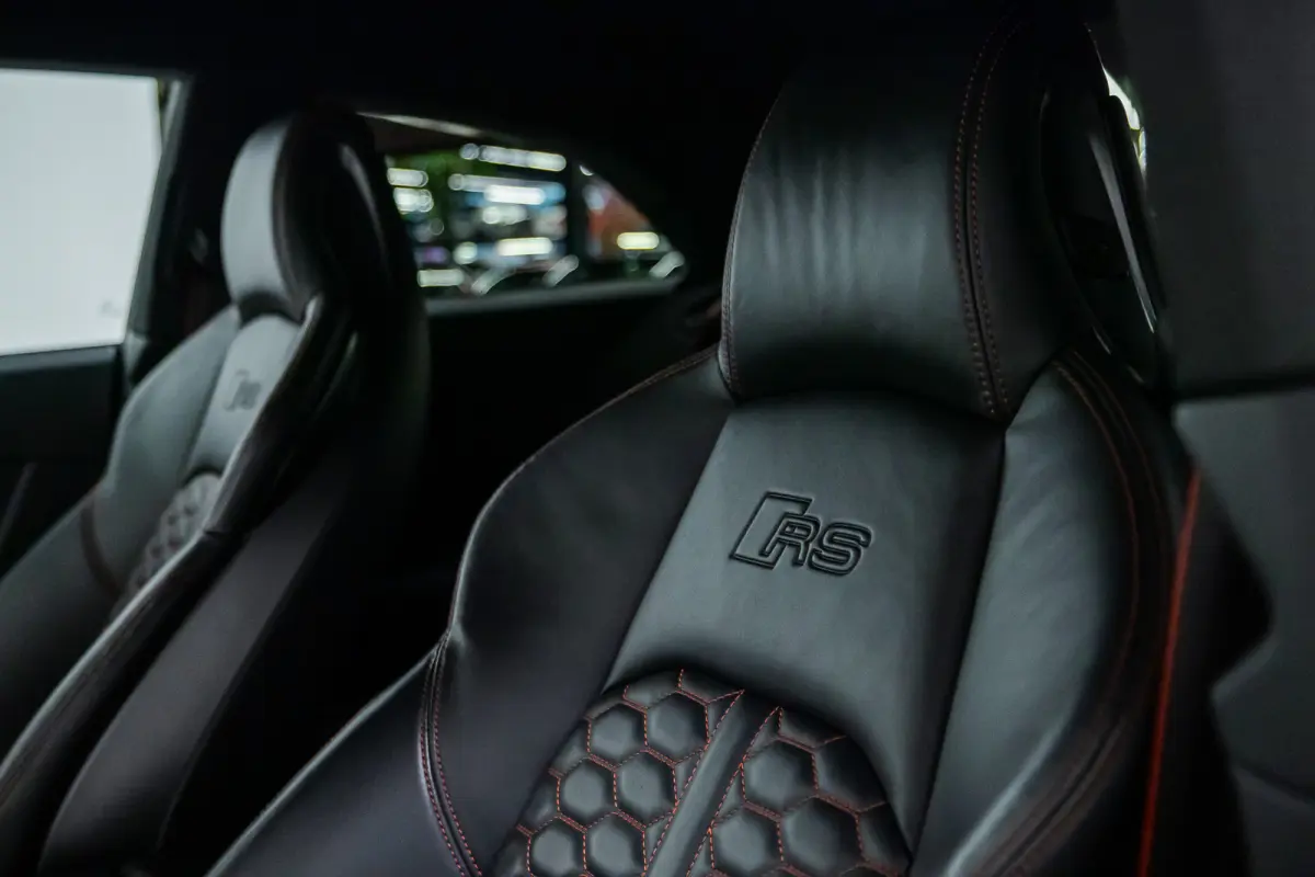 R ABT 1/50 Btw auto, (€ 66.074,38 Ex B.T.W ) Carbon Exterieur + Interieur + Dak, Keramische remmen