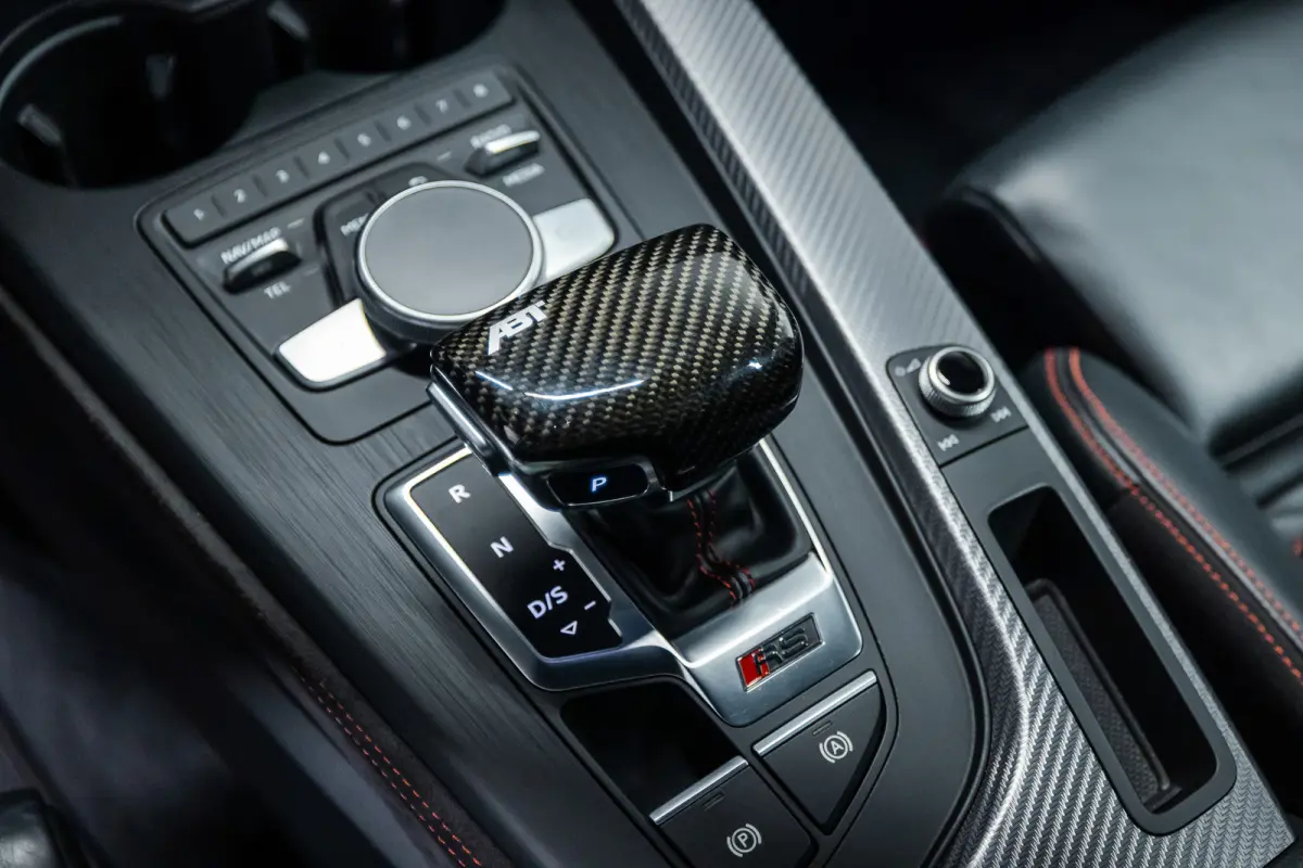 R ABT 1/50 Btw auto, (€ 66.074,38 Ex B.T.W ) Carbon Exterieur + Interieur + Dak, Keramische remmen