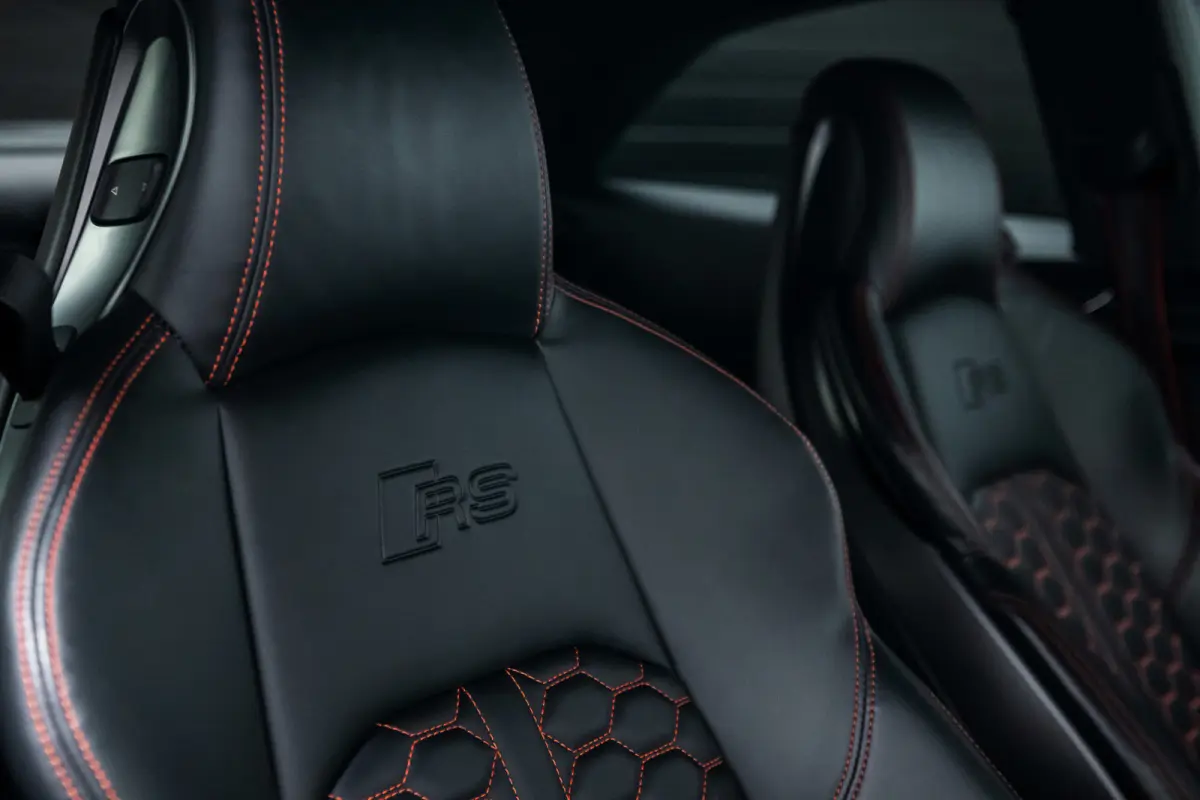 R ABT 1/50 Btw auto, (€ 66.074,38 Ex B.T.W ) Carbon Exterieur + Interieur + Dak, Keramische remmen