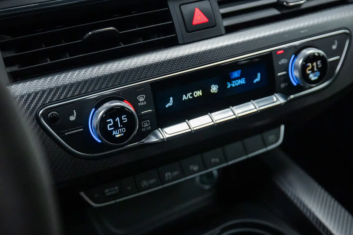 R ABT 1/50 Btw auto, (€ 66.074,38 Ex B.T.W ) Carbon Exterieur + Interieur + Dak, Keramische remmen