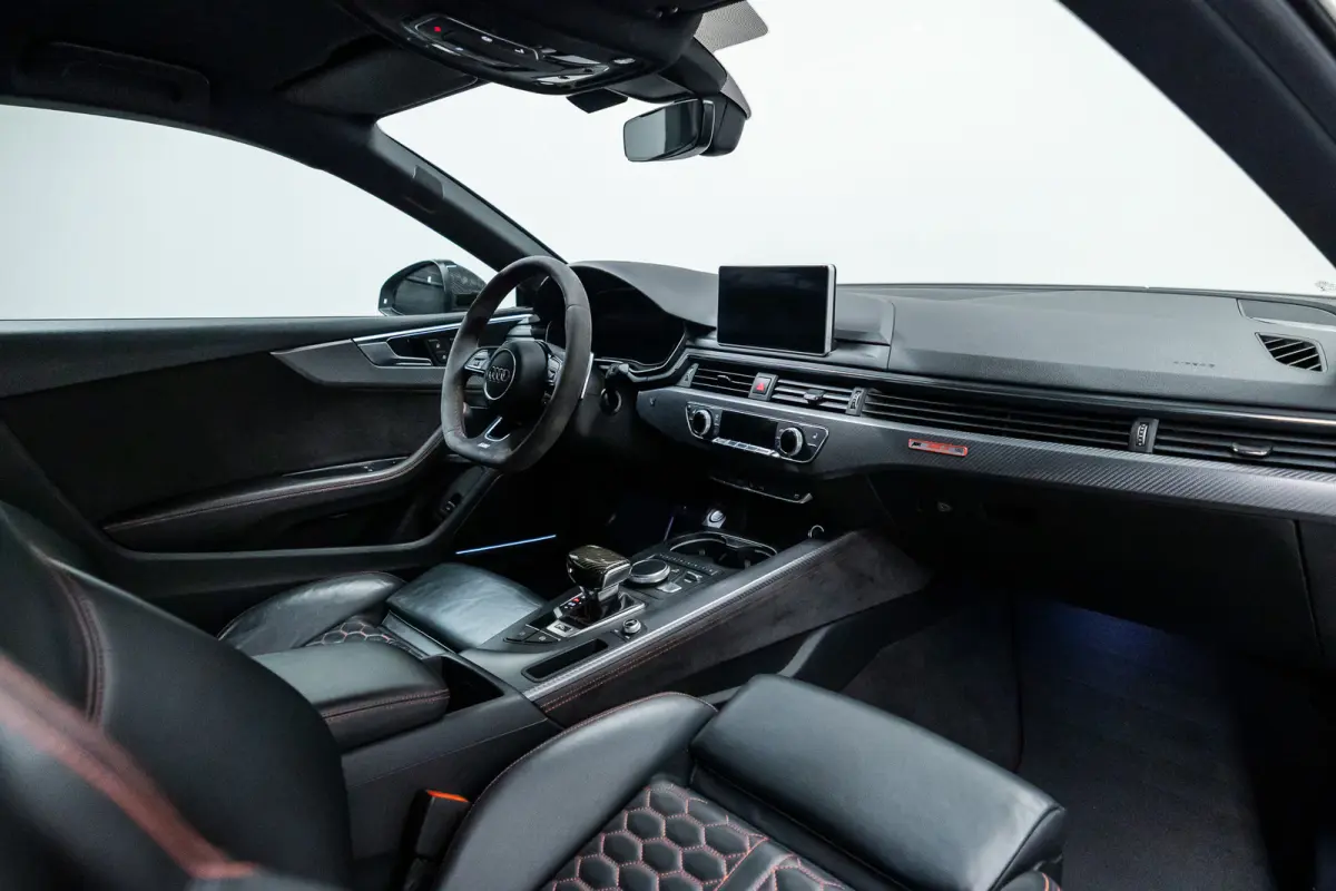R ABT 1/50 Btw auto, (€ 66.074,38 Ex B.T.W ) Carbon Exterieur + Interieur + Dak, Keramische remmen
