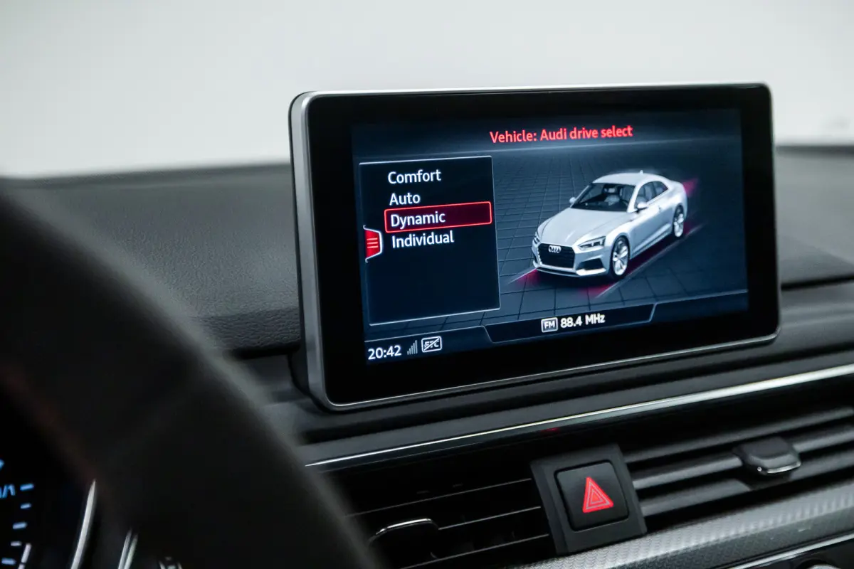 R ABT 1/50 Btw auto, (€ 66.074,38 Ex B.T.W ) Carbon Exterieur + Interieur + Dak, Keramische remmen