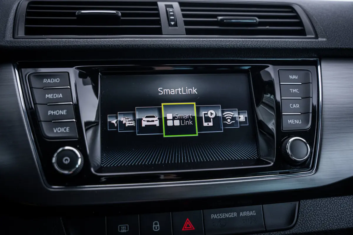 1.0 TSI Business Edition | Airco (automatisch) | Lichtmetalen velgen 16" | Metaalkleur