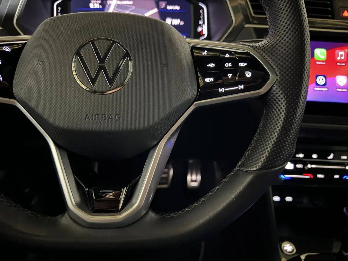 1.4 TSI eHybrid R-Line Black Style Pano HUD 360º Carplay