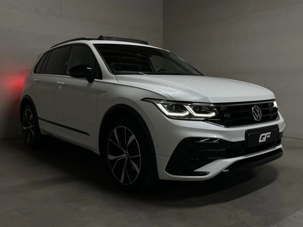 1.4 TSI eHybrid R-Line Black Style Pano HUD 360º Carplay