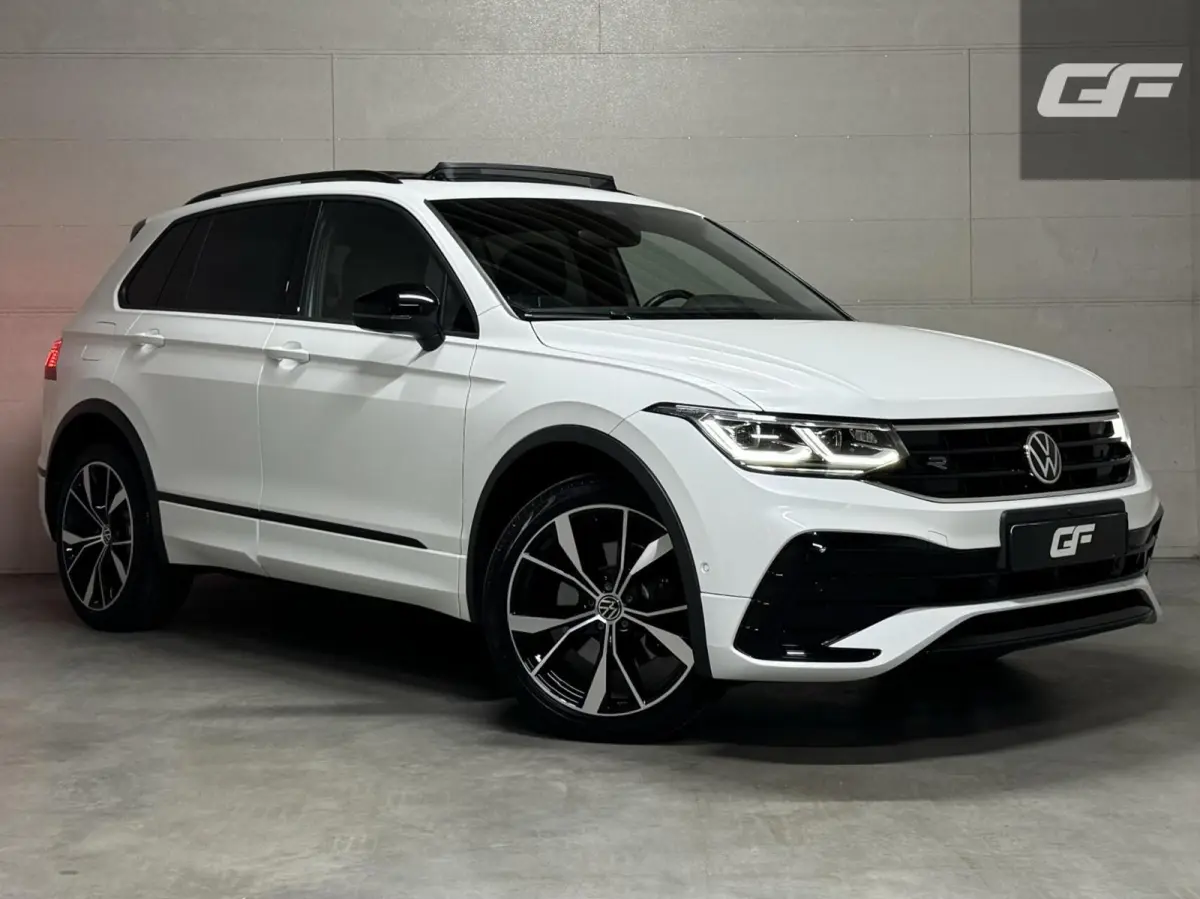 1.4 TSI eHybrid R-Line Black Style Pano HUD 360º Carplay